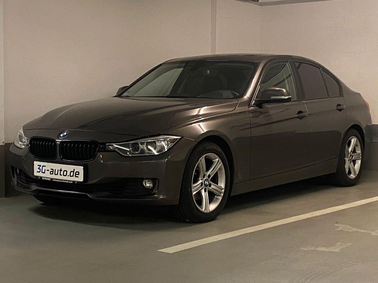 BMW 320i//1 HAND//LEDER//8-R//NEUE BREMSEN