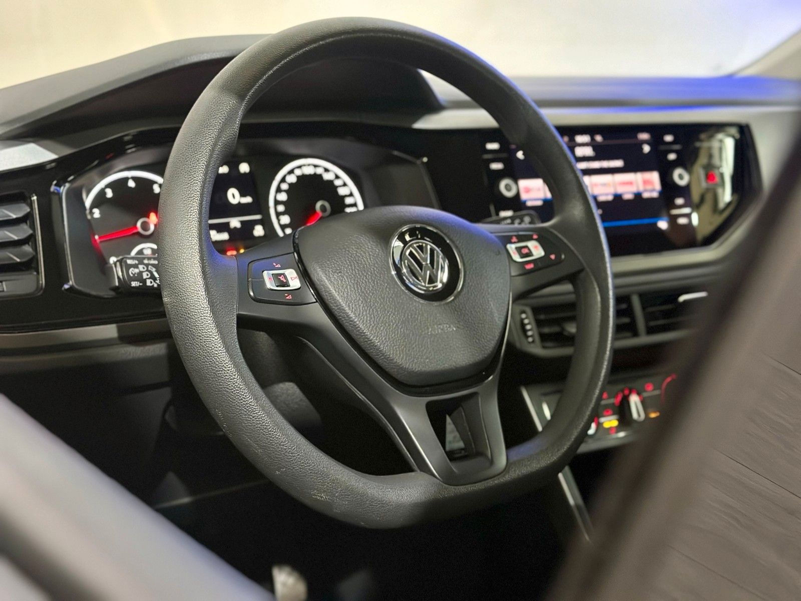 Fahrzeugabbildung Volkswagen Polo VI Comfortline TGI*Navi*TOT*Garantie*