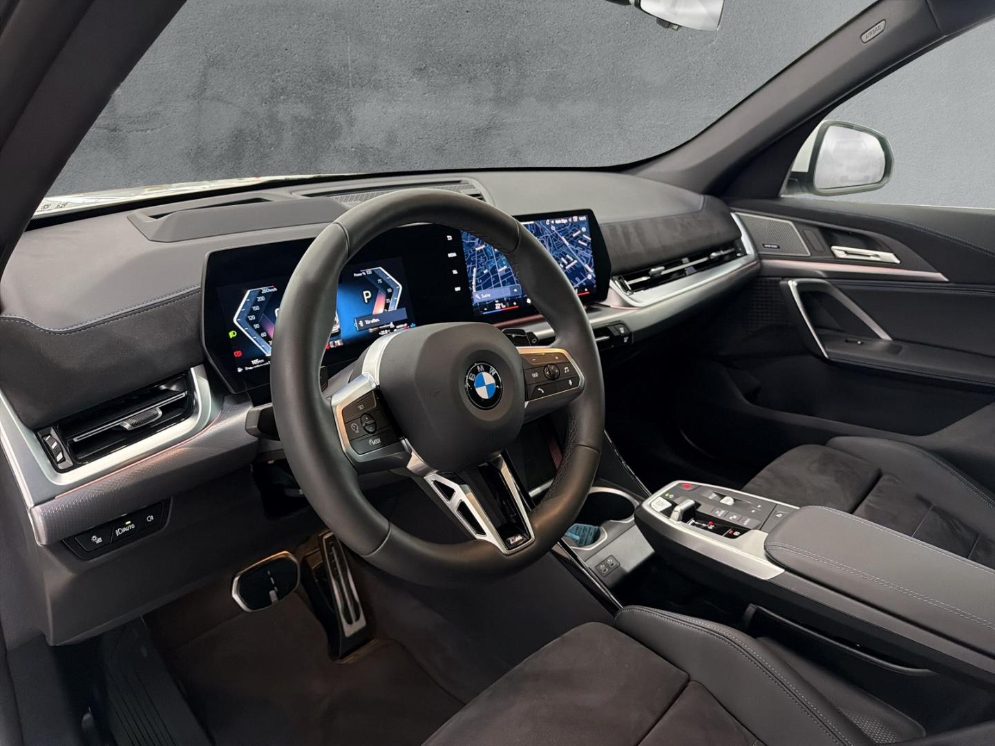 BMW X1 xDrive23d  M Sport 18''LC PROF HuD AHK PANO 3