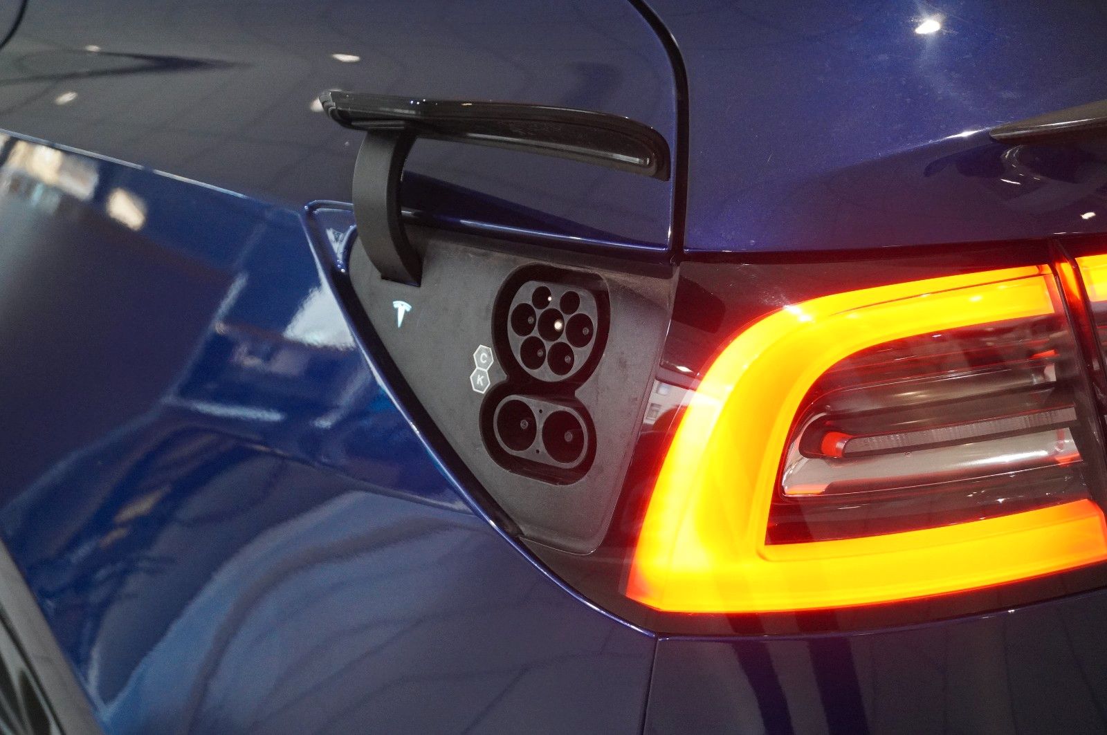 Fahrzeugabbildung Tesla Model 3 PERFORMANCE DUAL-MOTOR NAVI/LED/KAMERA