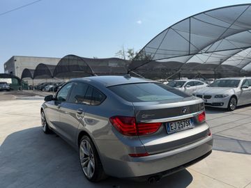 BMW 530 Gran Turismo - 12