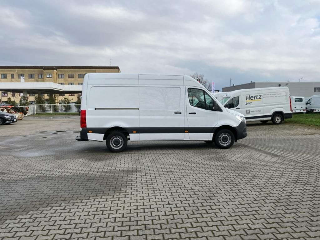 Fahrzeugabbildung Mercedes-Benz Sprinter 317 CDI NAVI AHK 2.8t SHZ