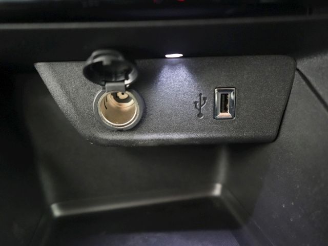 Corsa-e F ELECTRIC ELEGANCE 50kWh AT+LED+SITZ-/L