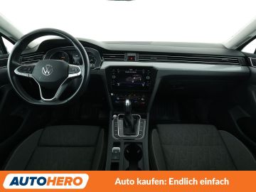 Volkswagen Passat - 12