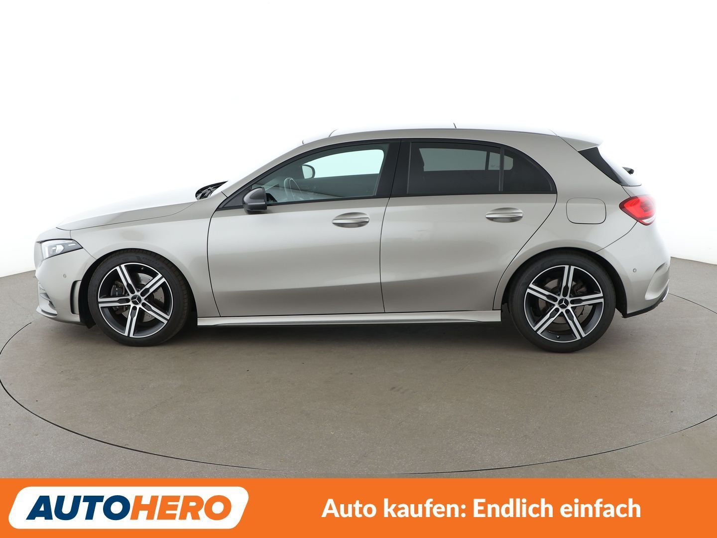 Mercedes-Benz A-Klasse A 220 d AMG Line Aut.*NAVI*HEAD-UP*LED* imagem 3