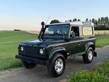 Land Rover Defender 90 2.5 15P Td5 Station Wagon, 6 Sitzer - Land Rover Gebrauchtwagen von 2002