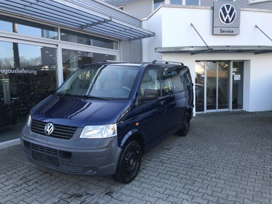 Volkswagen T5 Caravelle TDI 8 Sitze*AHK*8fach Bereifung*