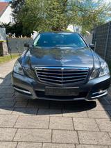 Mercedes-Benz E 200 Automatik-TÜV neu - Mercedes-Benz E 200 Gebrauchtwagen in München