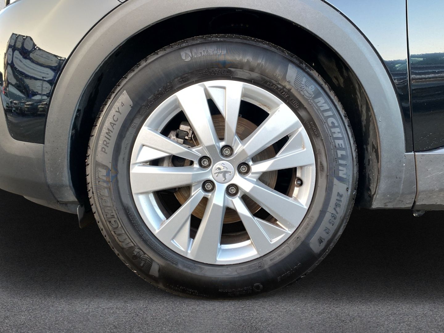 Fahrzeugabbildung Peugeot 3008 Active 1.2 PureTech 130 EU6d