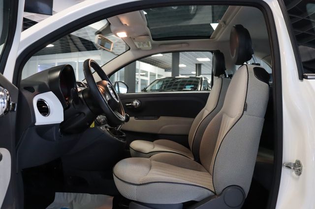 Fahrzeugabbildung Fiat 500 Lounge 1.2 8V|PANORAMA|KLIMA|SERVO|BLUE&ME