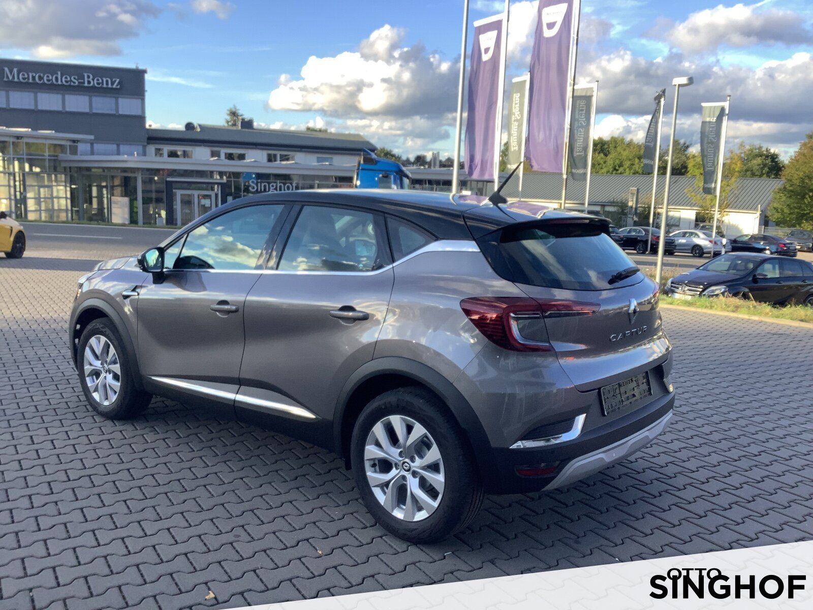 Fahrzeugabbildung Renault Captur Intens TCe 90Navi/Klima/Sitzhzg./BC/eFH.