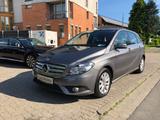 Mercedes-Benz B 180 7G BlueEfficiency - Mercedes-Benz B 180: Blueefficiency