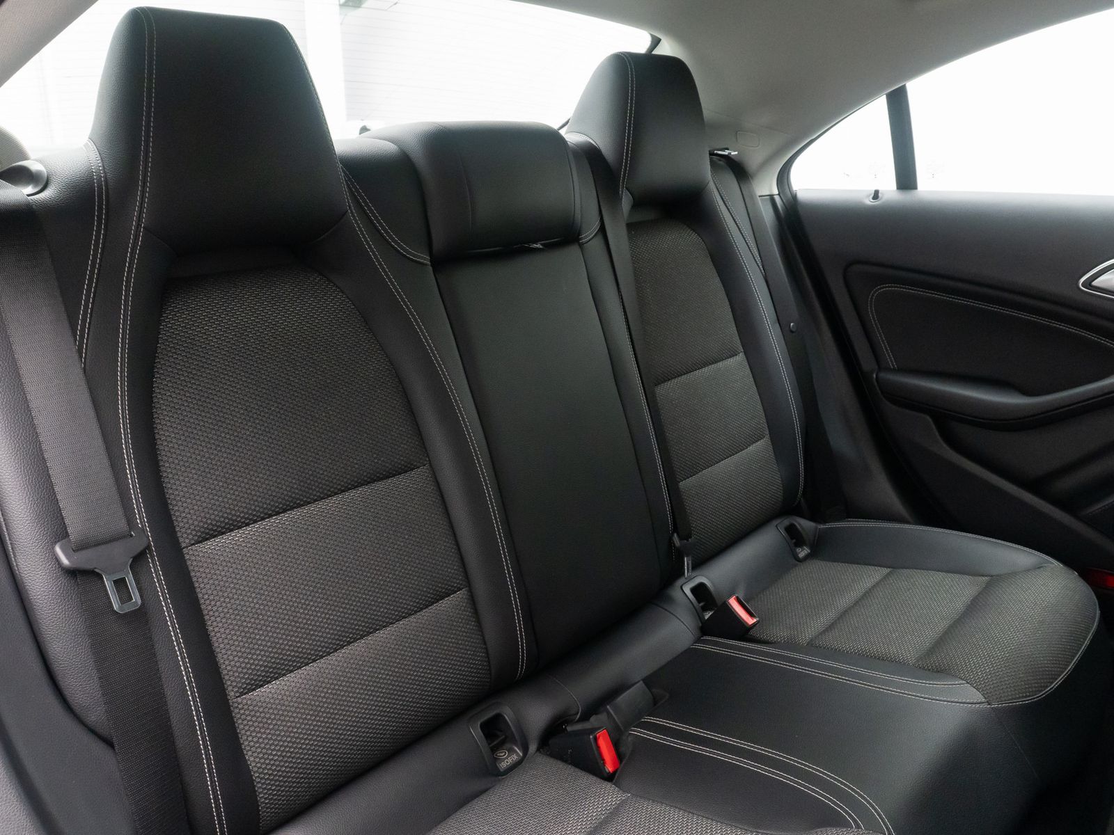 Fahrzeugabbildung Mercedes-Benz CLA 200 CDI NAVI Standhzng AudioSyst BerganfahrS