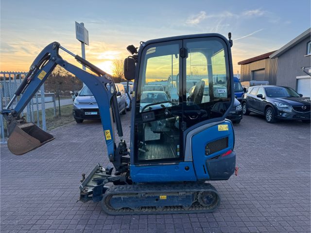 Kubota KX 018 - 4 V  Verstellbares Fahrwerk,kein KX 019