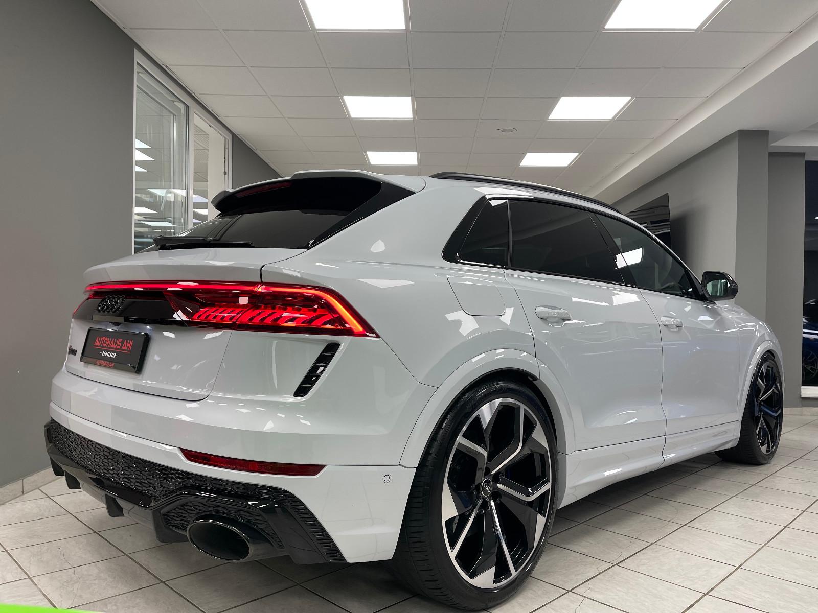 Audi RSQ8 | Voll | Suzuka | Dynamik+ | Soft | Massage
