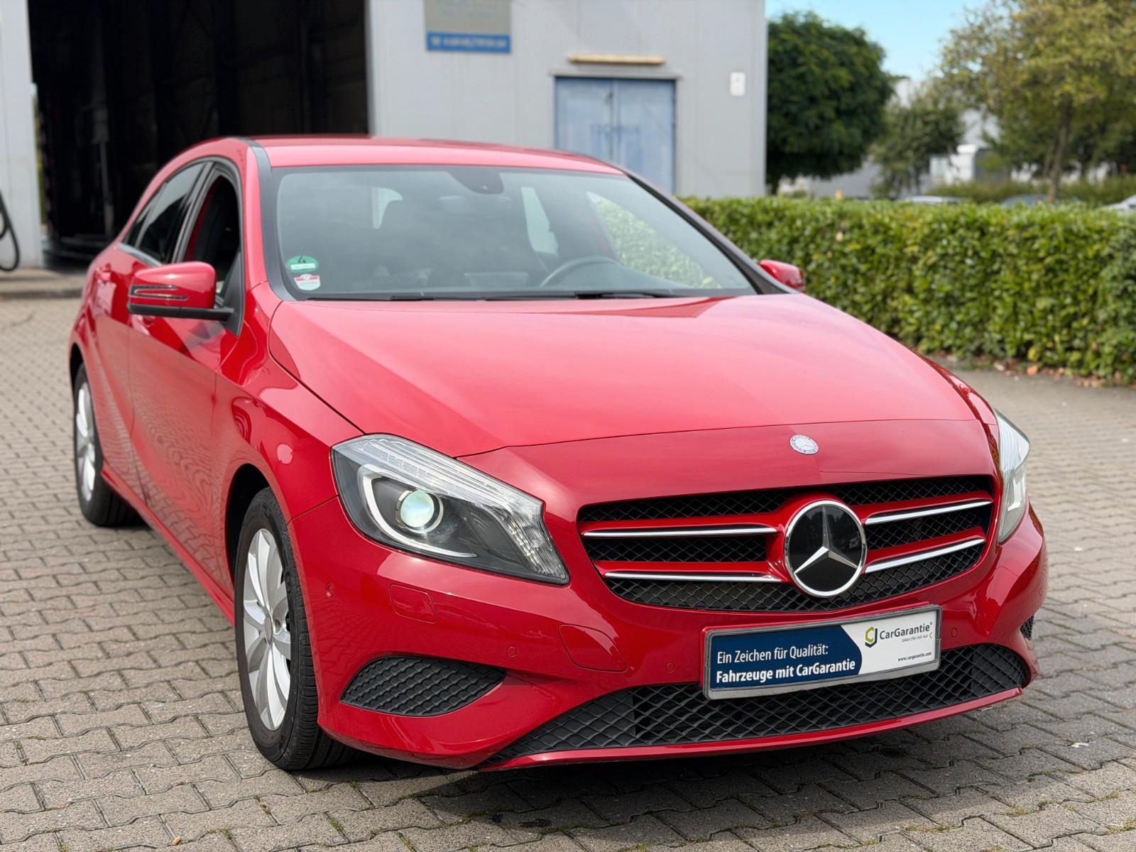 Mercedes-Benz A 180 BlueEfficiency Garantie *Navi*PDC*Bi Xenon
