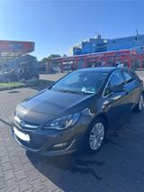 Opel Astra J 1.6 CDTI Exklusiv ecoFlex *Un... - Opel Astra mit Diesel-Antrieb: Ecoflex