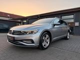 Volkswagen PASSAT VARIANT ELEGANCE 1HAND/MASSAGE/ALCANTARA - VW Passat Variant Gebrauchtwagen in Hannover