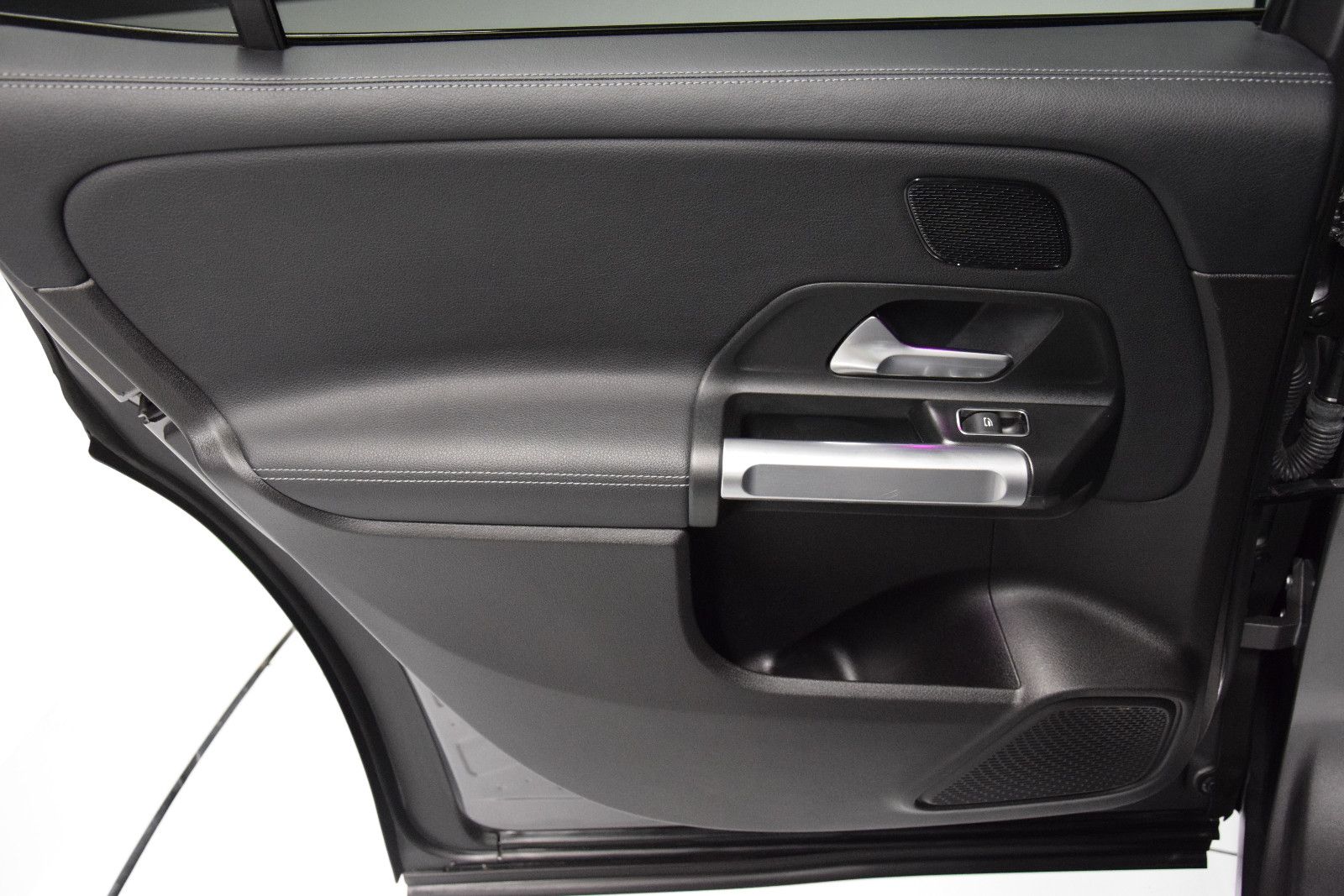 Fahrzeugabbildung Mercedes-Benz GLB 35 AMG 4Matic 360° MBUX Leder AHK Night Ambi