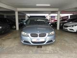 BMW 325 Baureihe 3 Lim. 325i AUTOMATIK - BMW 325 aus 2010: 325i