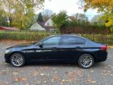 BMW 530D LuxuryLine/Soft-Close/HuD/H&K/360Kamera/ACC - BMW 530 in Bochum