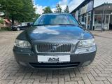 Volvo V70 Kombi 2.4 Edition Sport - Volvo V70 mit Benzin-Antrieb: Kombi, 2.4