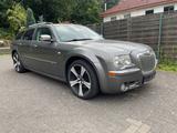 Chrysler 300C Touring 3.0 CRD Autom. - - graue Chrysler 300C