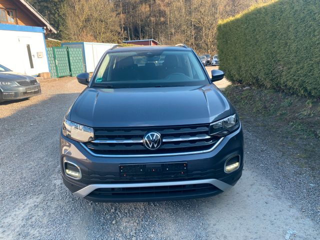 Volkswagen T-Cross Active.Scheckheft