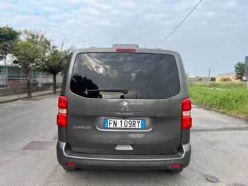 Peugeot Traveller - 9