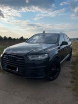 Audi Q7 S-line Vollausstattung.. Matrix, L... - Audi Q7 Gebrauchtwagen in Stuttgart
