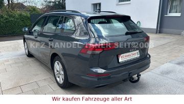 Volkswagen Golf - 8
