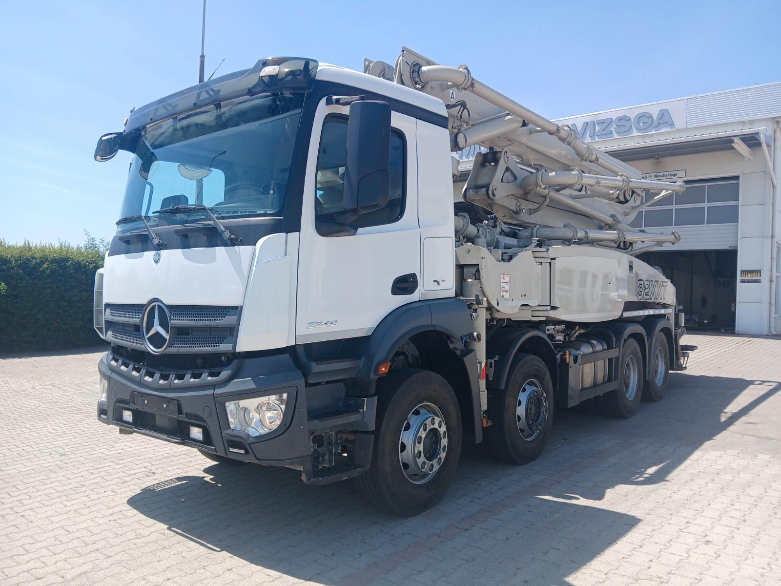 Mercedes-Benz AROCS 3245 + Liebherr 32Z5XXT
