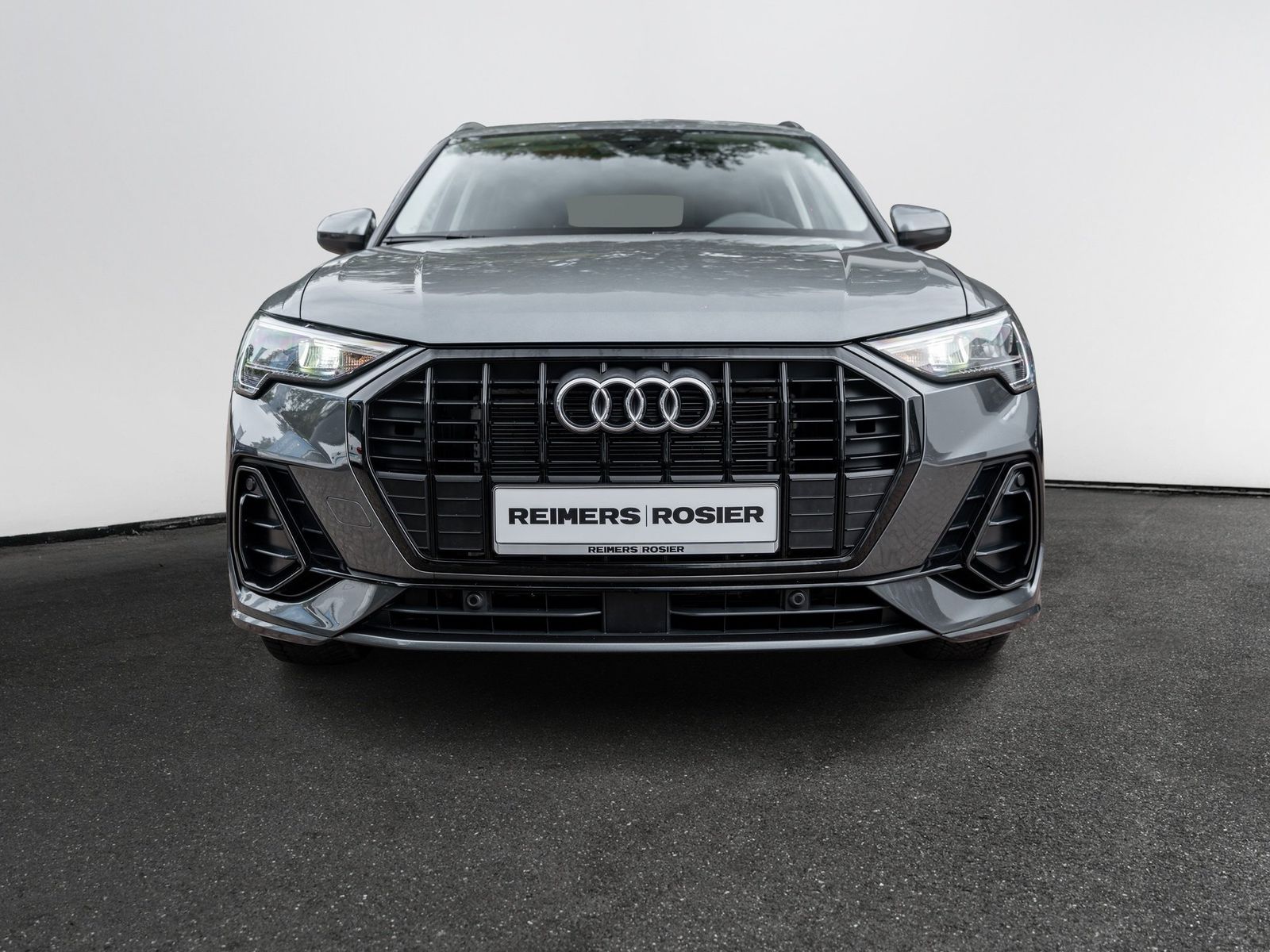 Audi Q3 S line 35 TFSI 110(150) Sportp. Virtual LED imagem 3