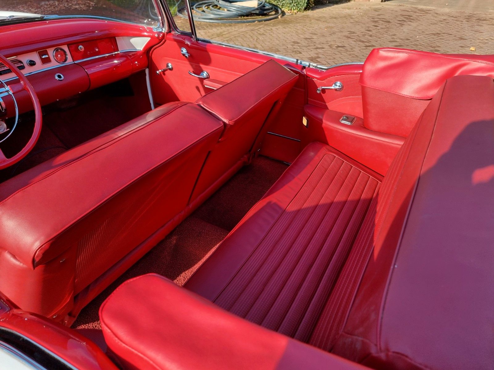 Fahrzeugabbildung Buick Special Deluxe Convertible im 1A Sammlerzustand