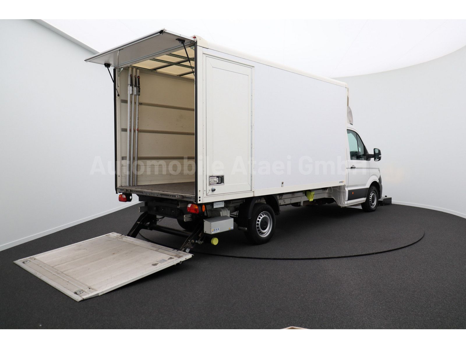 Fahrzeugabbildung Volkswagen Crafter 35 Automat *MAXI* LBW+KAMERA (1313)