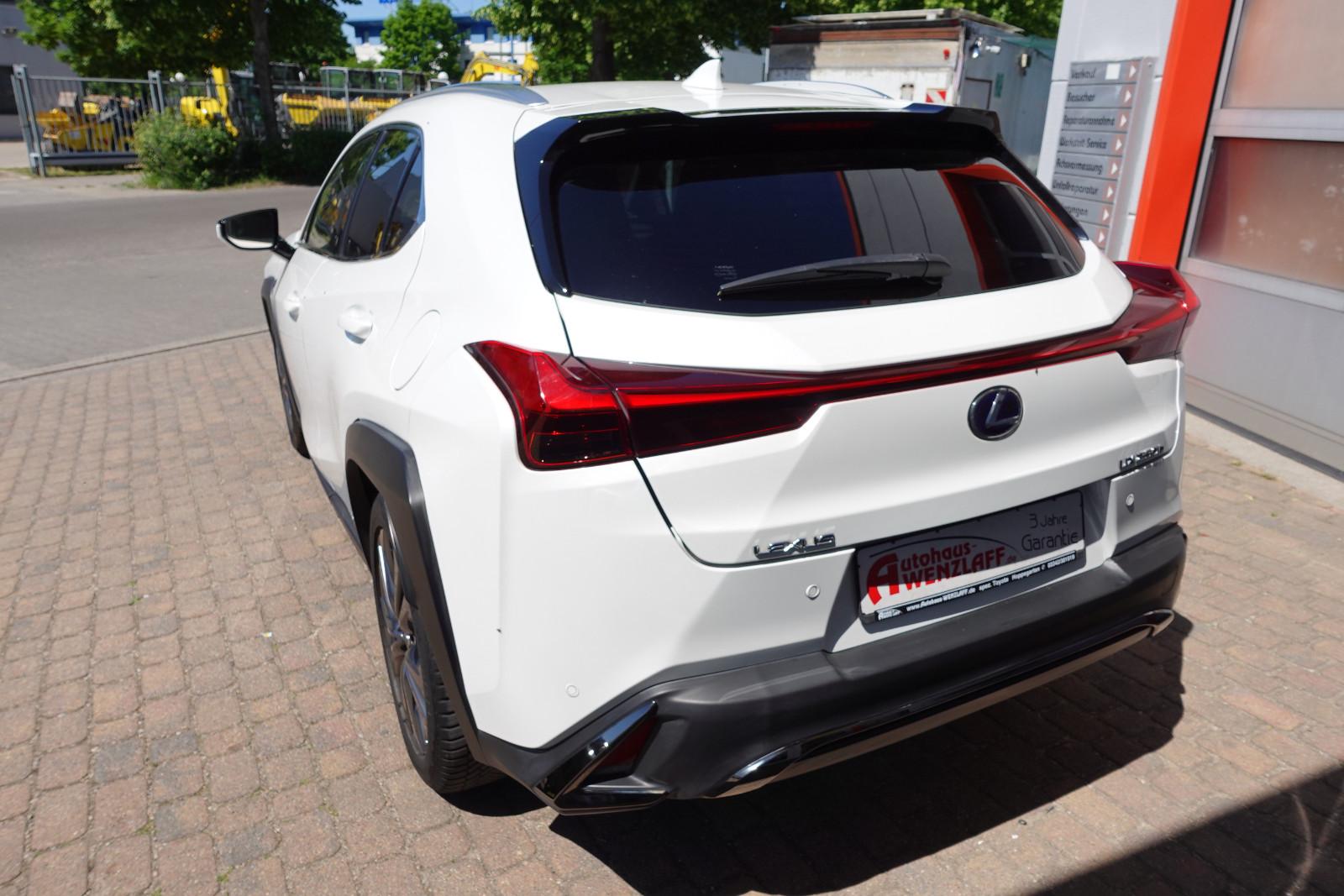 Lexus UX 250h E-FOUR F-SPORT 3 Jahre Garantie
