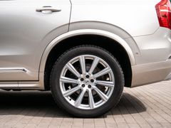 Volvo XC 90 – 10 / 30
