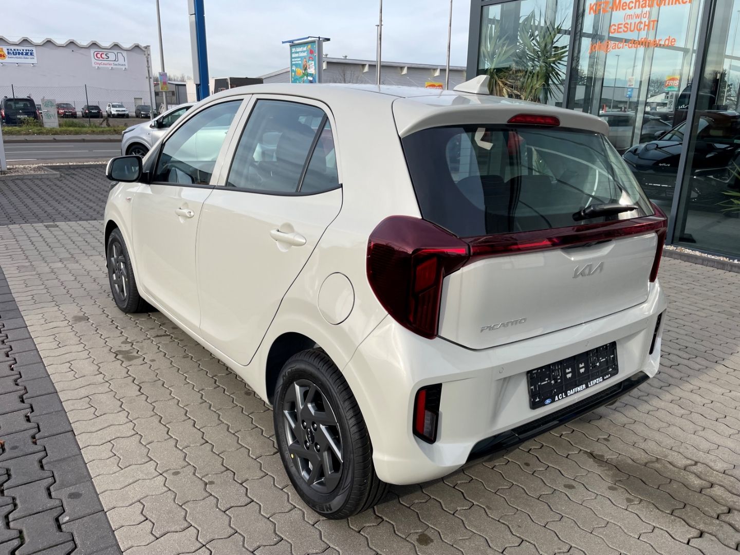 Fahrzeugabbildung Kia Picanto Vision Spurhalteass Verkehrszeichenerk