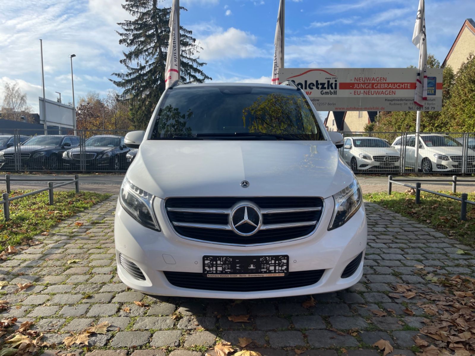 Fahrzeugabbildung Mercedes-Benz V 250d Edition Extralang*Distronic*6.Sitze*Navi*