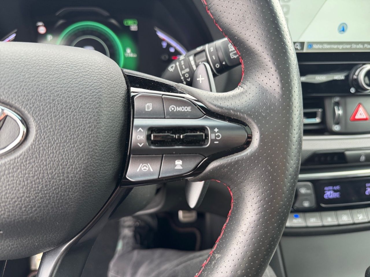 Fahrzeugabbildung Hyundai i30 N-LINE *PANORAMADACH*LED*NAVI*SHZ*LHZ*KAMERA