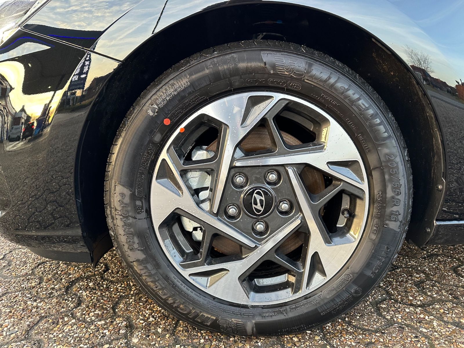 Fahrzeugabbildung Hyundai i30 Kombi 1.5 T-GDI Go DCT NAVI/LED/PDC/SHZ/VIRT