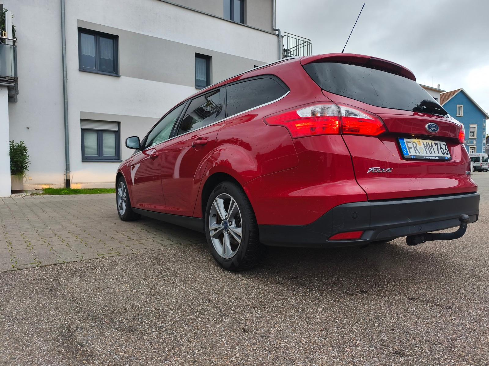 Ford Focus 2013 — photo 8