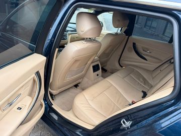 BMW 320 - 8