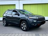 Jeep Cherokee 3.2 V6 200kW 4x4 Trailhawk Autom. T... - Jeep Cherokee mit Benzin-Antrieb: Geländewagen