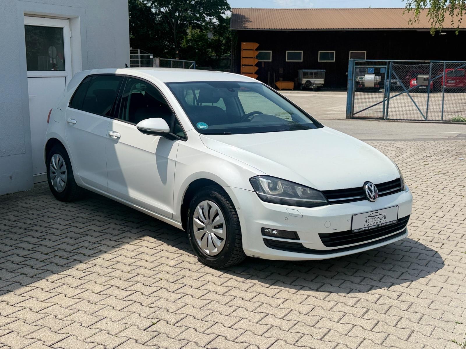 Volkswagen Golf VII Lim. Comfortline I Xenon I Sitzheizung