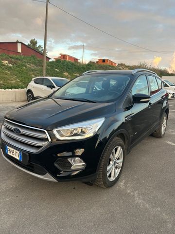 Ford Kuga 2.0 TDCI 150 CV S&S 4WD Titanium