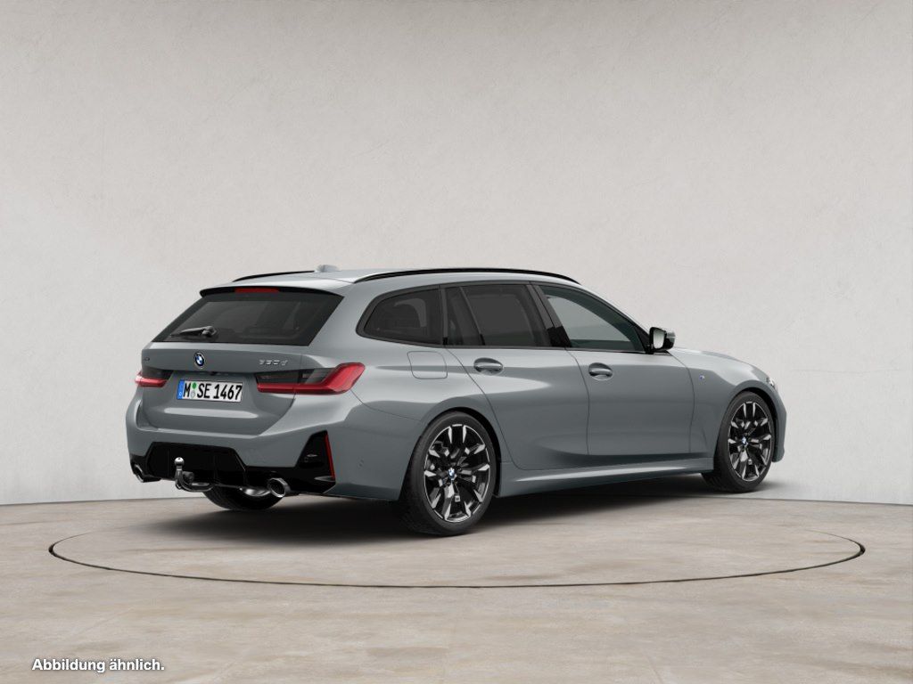 BMW 330d xDrive Touring M Sport foto 2