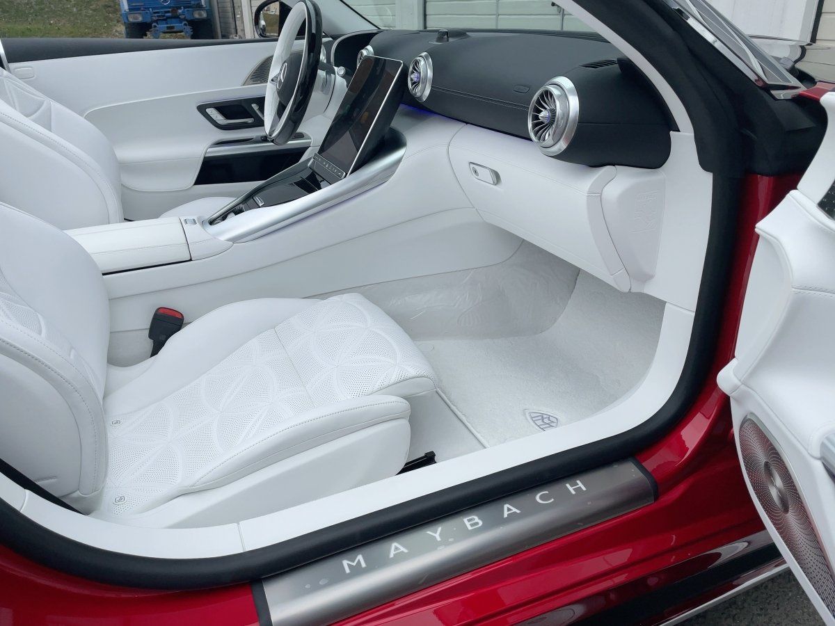 Fahrzeugabbildung Mercedes-Benz SL 680 Maybach MonogramSeries/MB-Pattern/Burm-3D