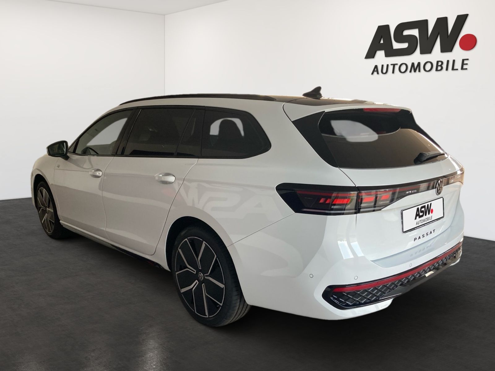 Volkswagen Passat Varinat R-Line 2,0 4MOTION 193PS DSG PANO foto 4