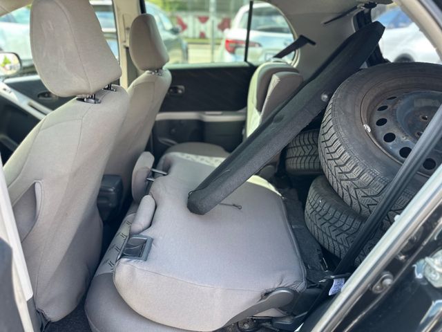 Toyota Yaris Sol